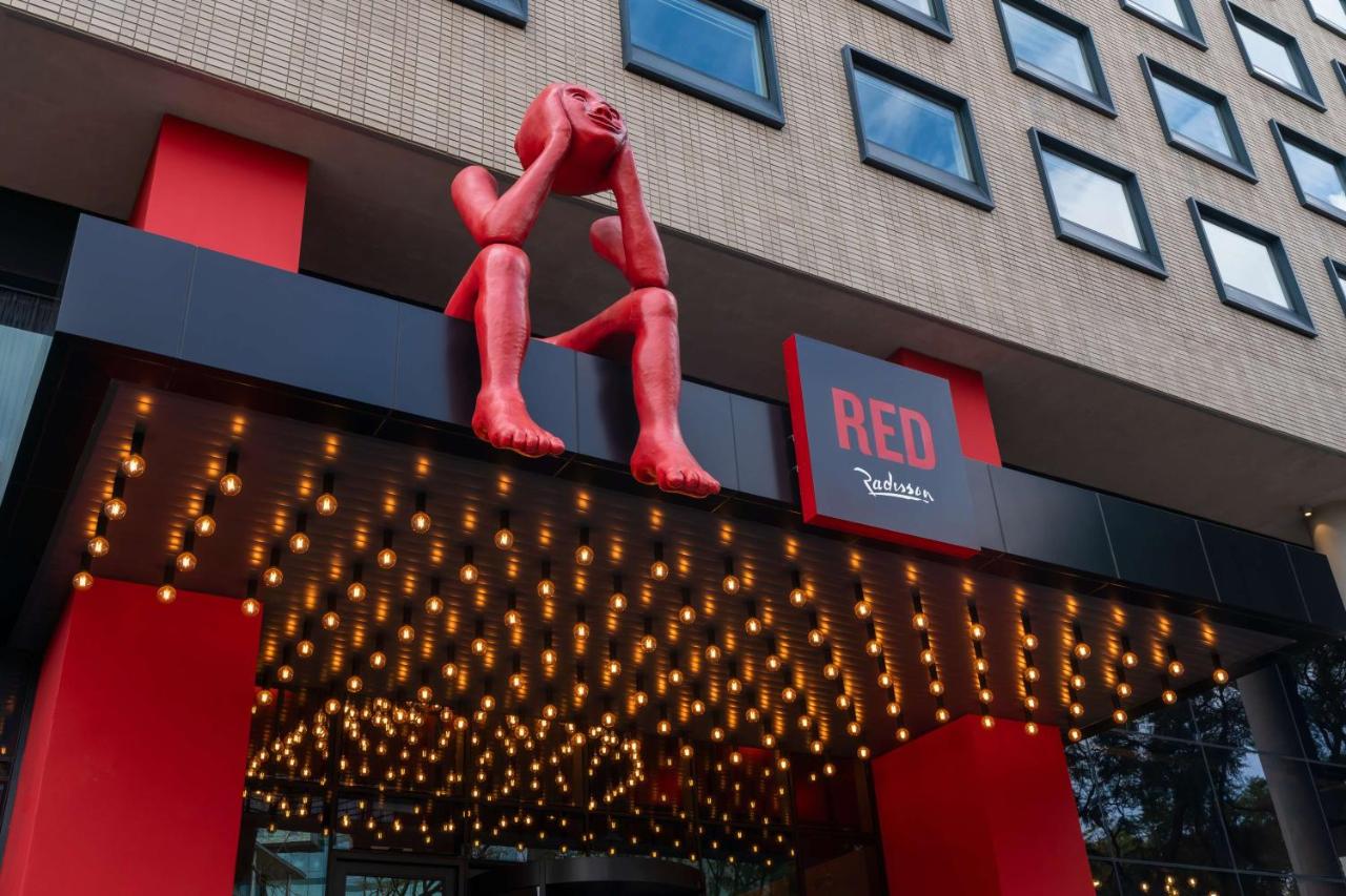 Radisson RED Johannesburg Rosebank.png